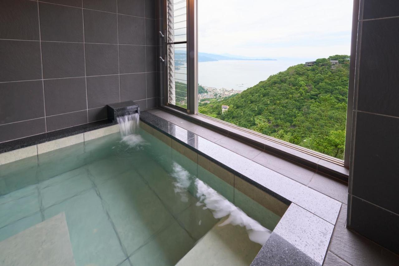 Suite Villa Ocean View Minami-Atami Atami  Exterior photo